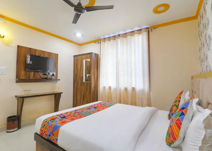 Fabhotel Rudra Inn