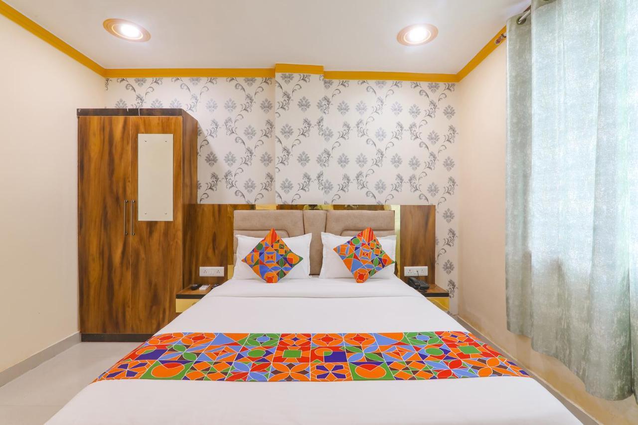 Hotel Fabhotel Rudra