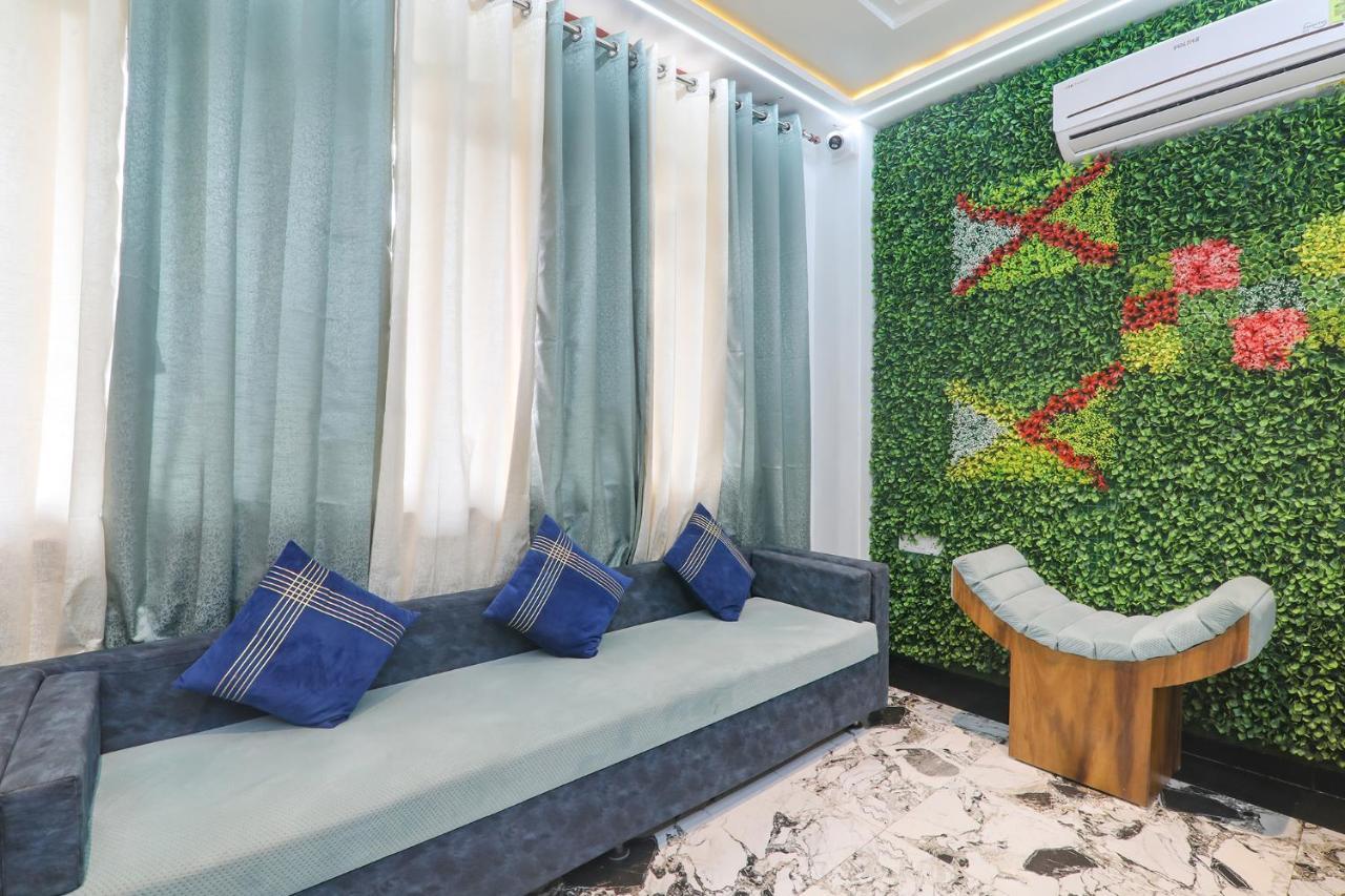 Hotel Fabhotel Rudra 3*